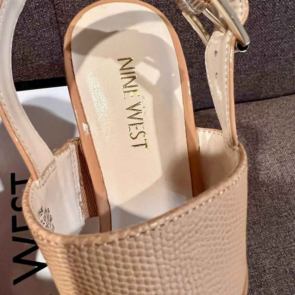 Nine West Cork Wedges - Picture 12 of 16